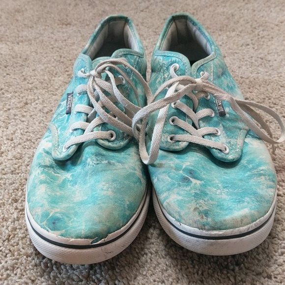 Vans - Picture 2 of 6